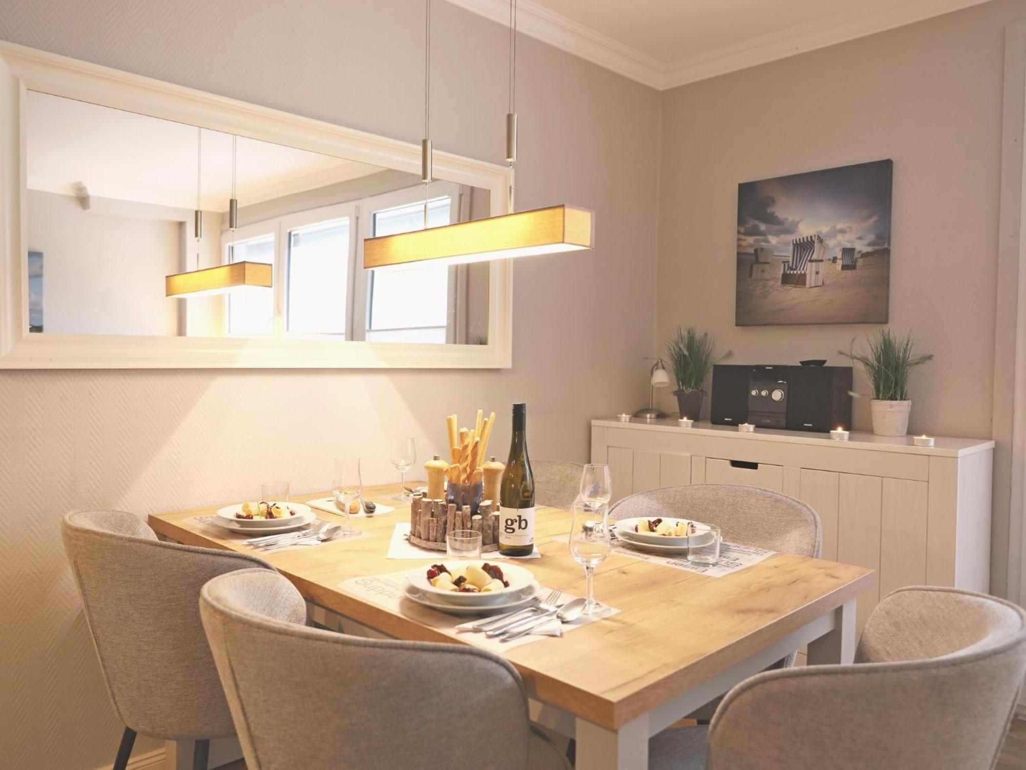 Exklusive 3-Zimmer-Ferienwohnung Im Herzen Westerlands Luaran gambar